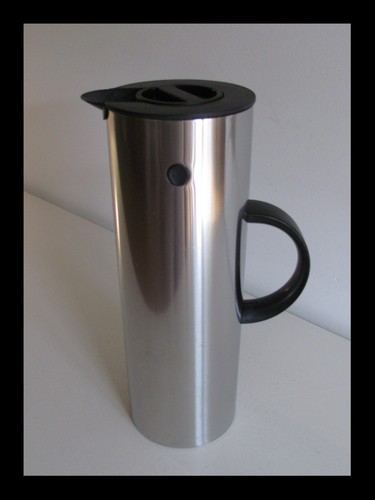 Stelton vacuum jug - :,