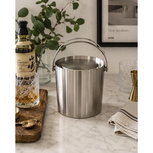 Arne jacobsen stelton cylinda - jacobsen,