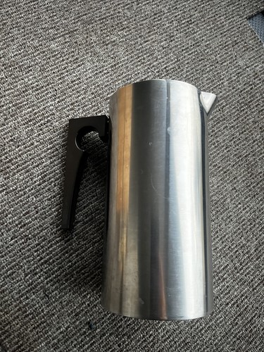 Arne jacobsen stelton - jacobsen,